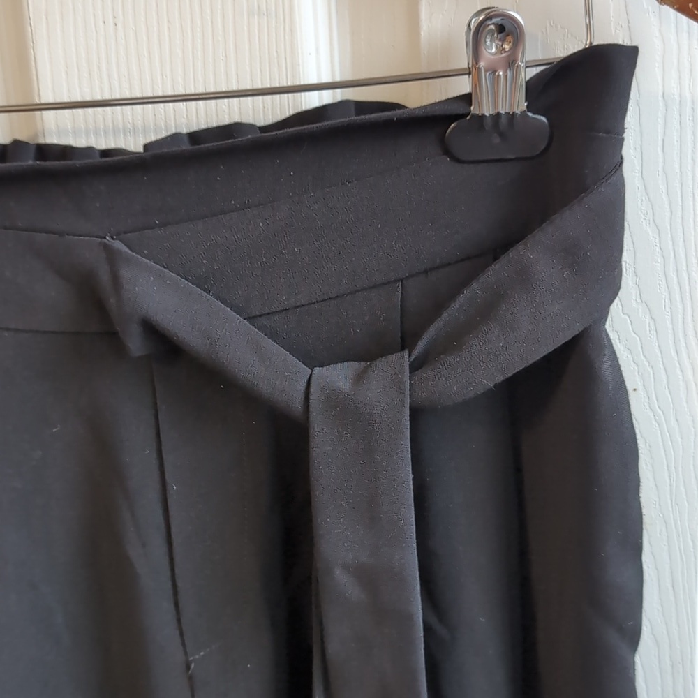 Zara Trafaluc Black Bag Waist Goucho Cropped Pant Size Medium - Picture 2 of 6